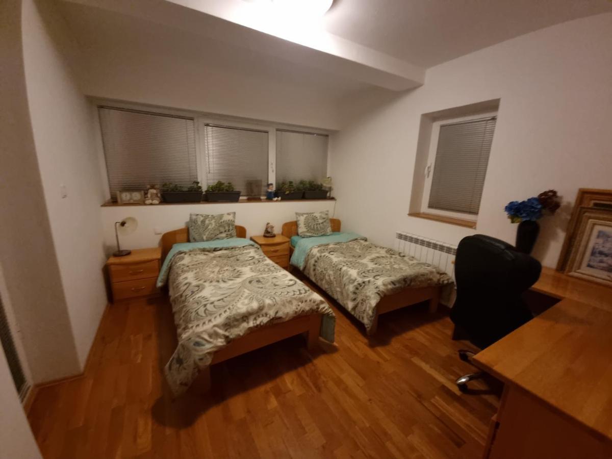Villa Diana Apartments Skopje Buitenkant foto