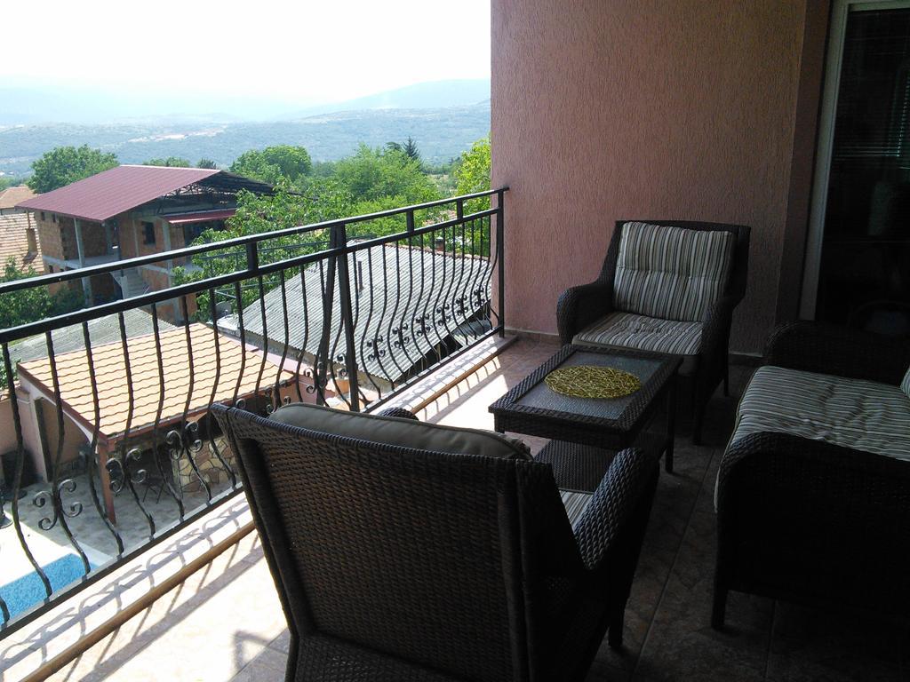Villa Diana Apartments Skopje Buitenkant foto